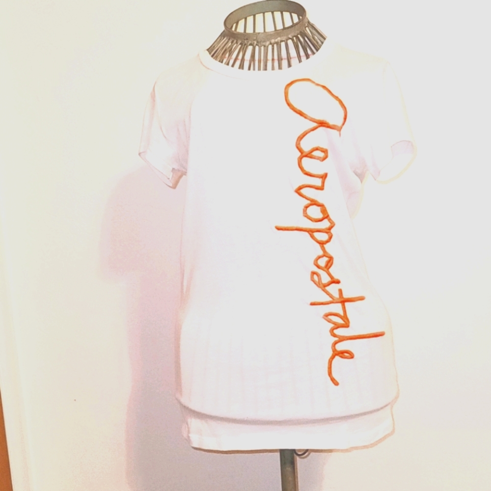 Aeropostale‎ white tee